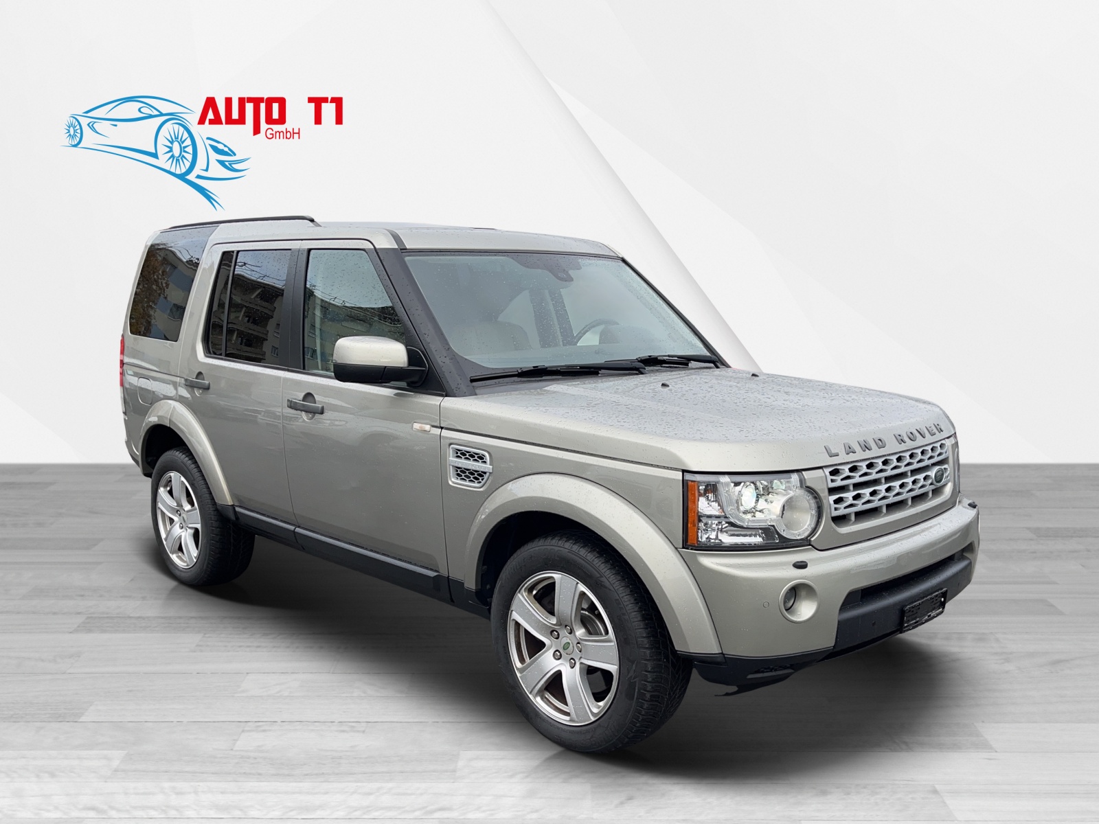 LAND ROVER Discovery 3.0 SDV6 HSE Automatic-image-5