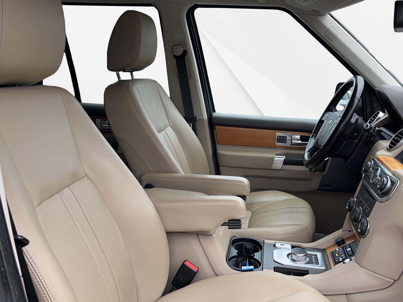 LAND ROVER Discovery 3.0 SDV6 HSE Automatic-image-12