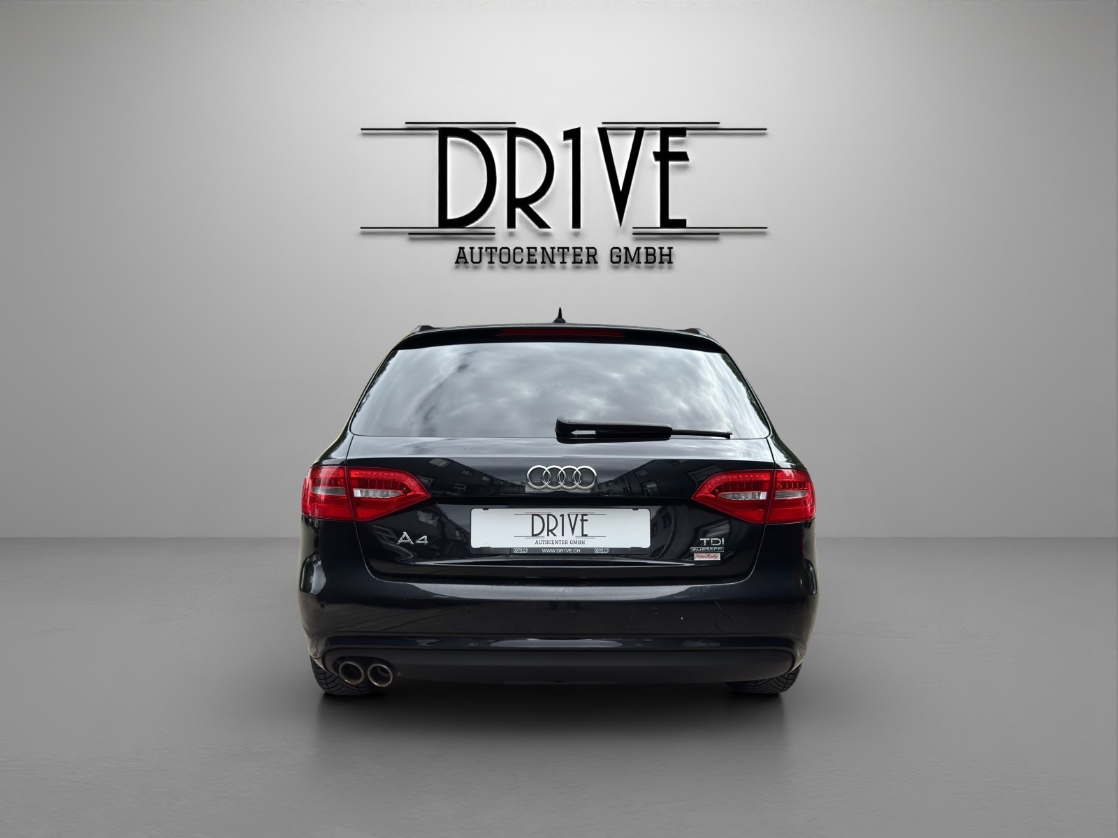 AUDI A4 Avant 2.0 TDI quattro S-tronic-image-5
