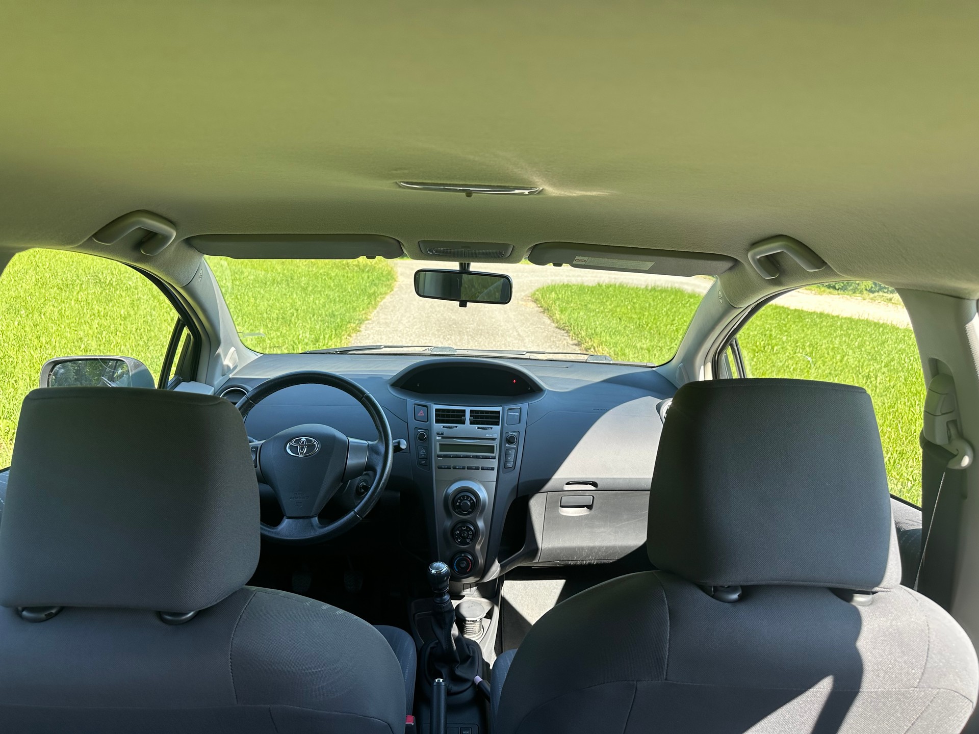 TOYOTA 1.33 VVT-i Linea Sol-image-3