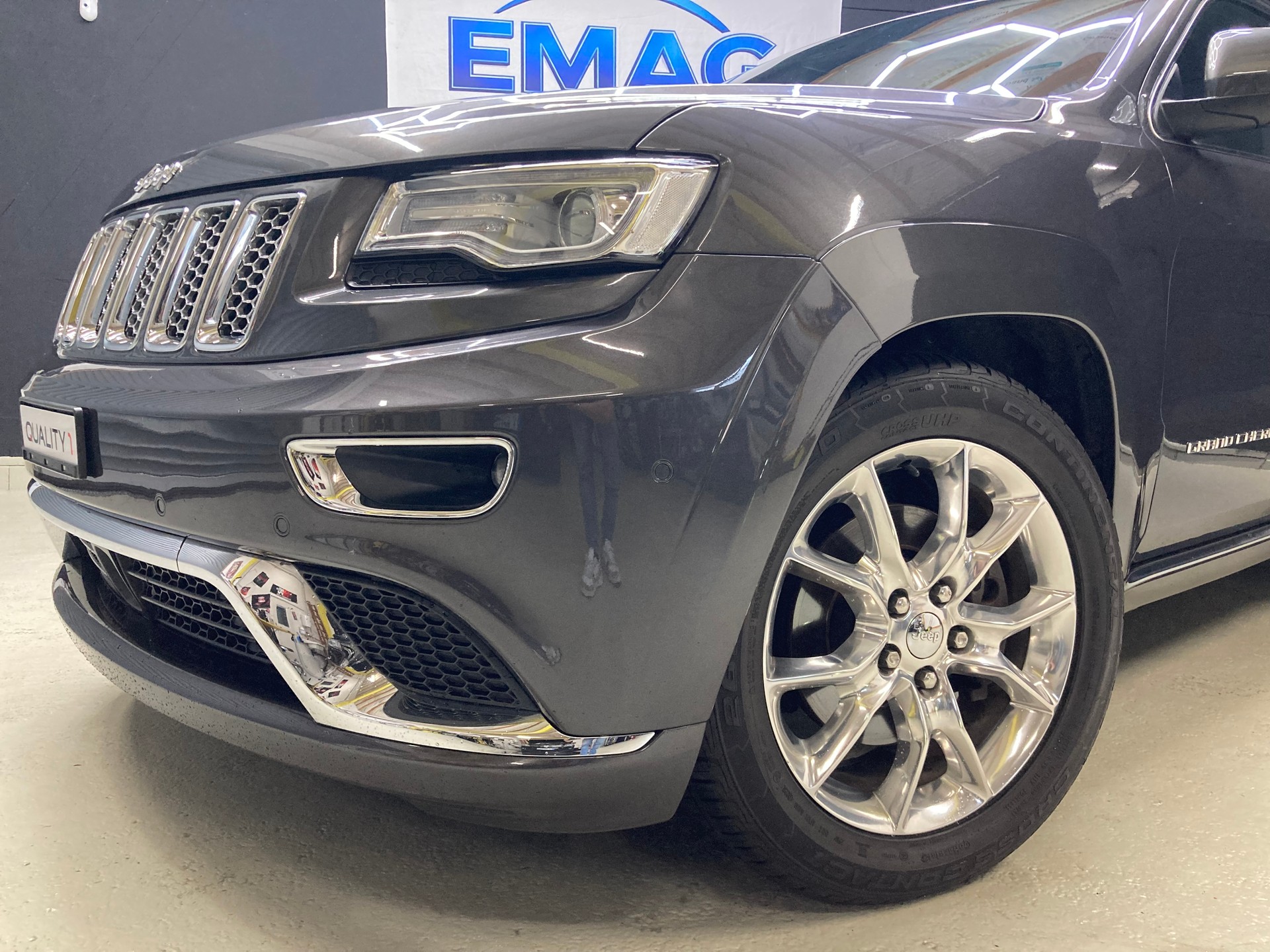 JEEP Grand Cherokee 3.0 CRD Summit Automatic-image-3