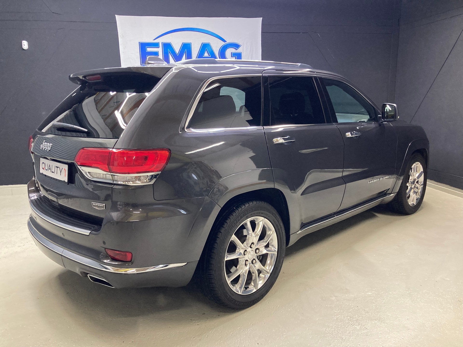 JEEP Grand Cherokee 3.0 CRD Summit Automatic-image-6