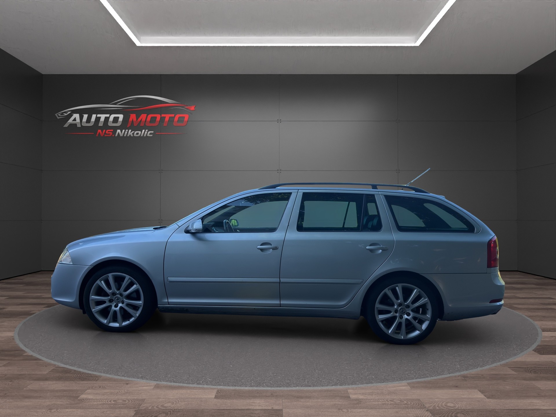 SKODA Octavia 2.0 TFSI RS-image-5