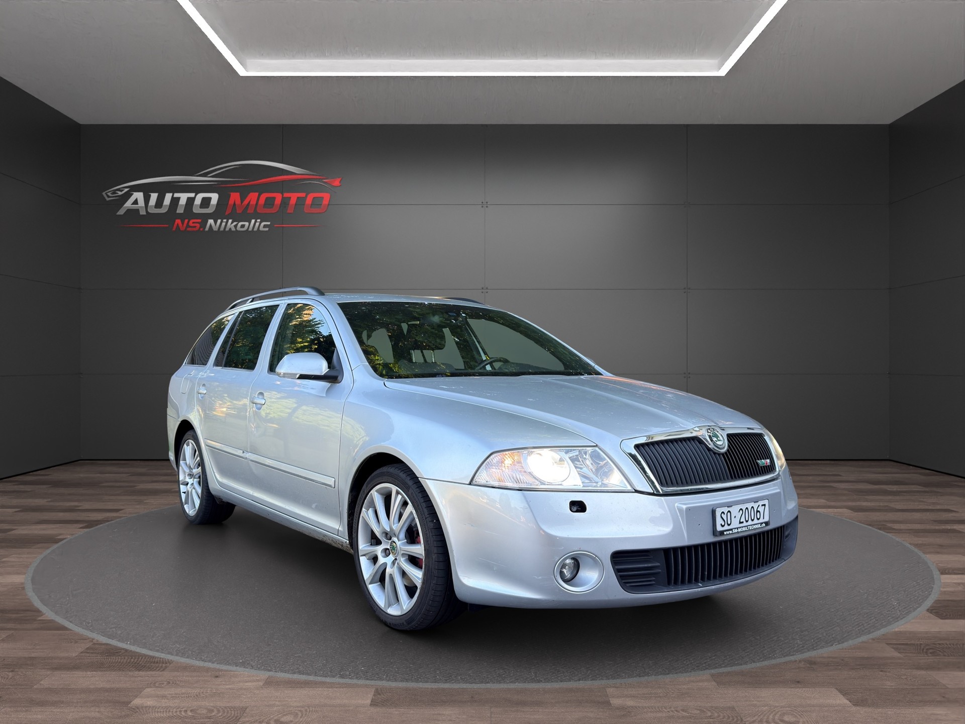 SKODA Octavia 2.0 TFSI RS-image-0