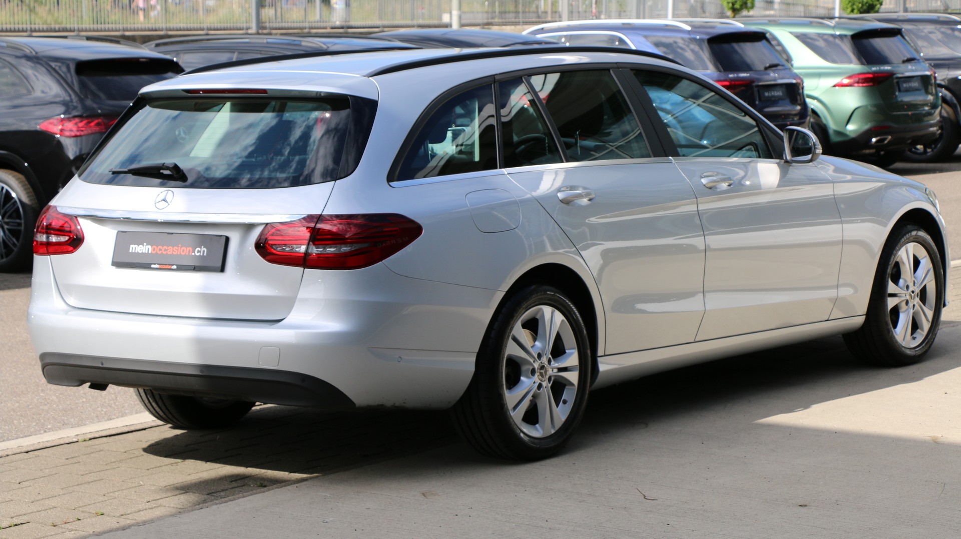 MERCEDES-BENZ C 200 4Matic-image-5