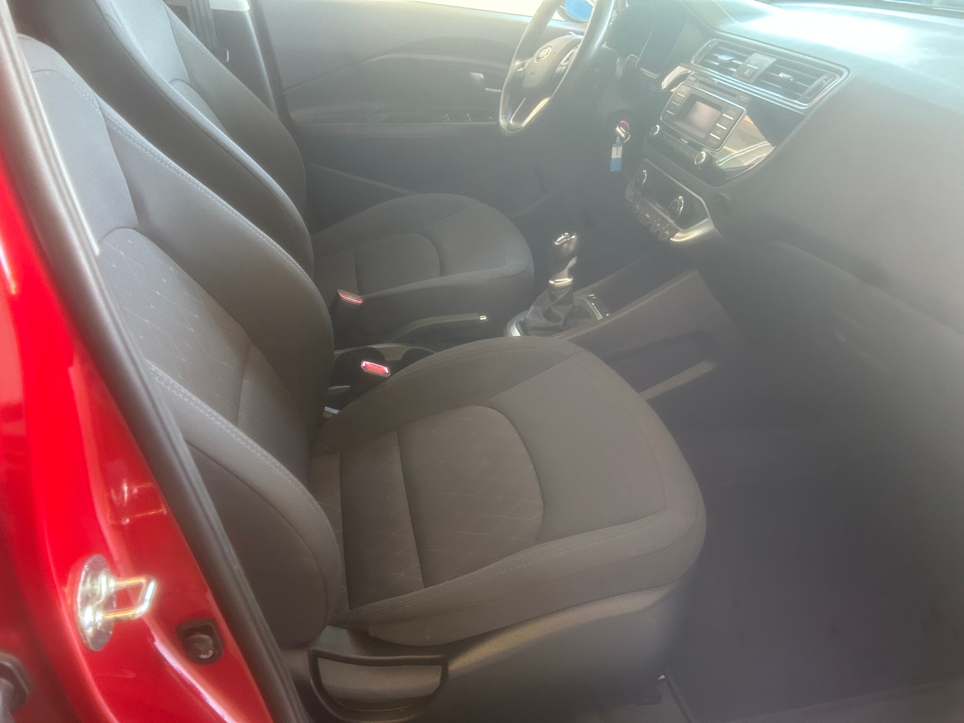 KIA Rio 1.4 CVVT Trend-image-5