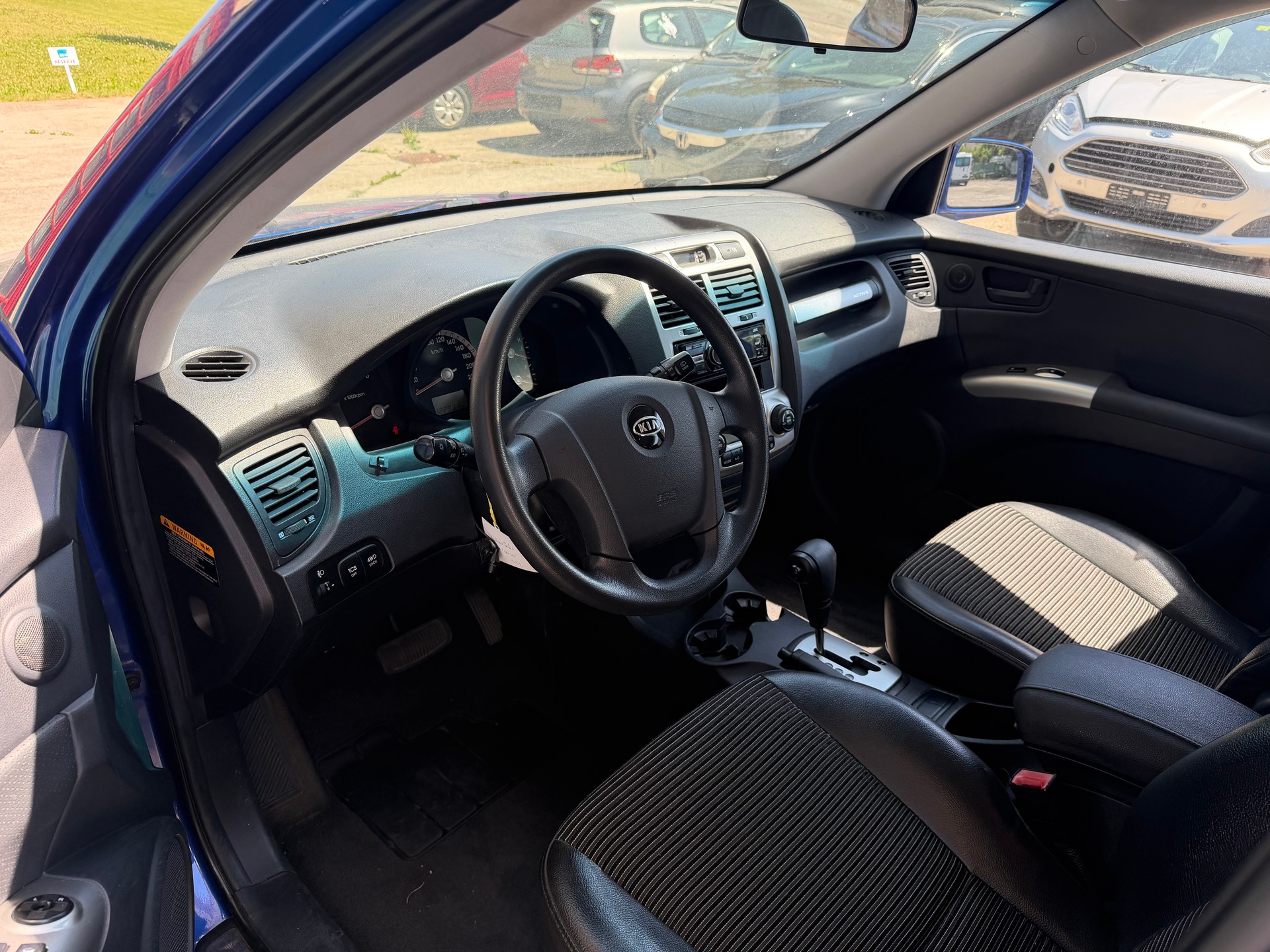 KIA SPORTAGE-image-4