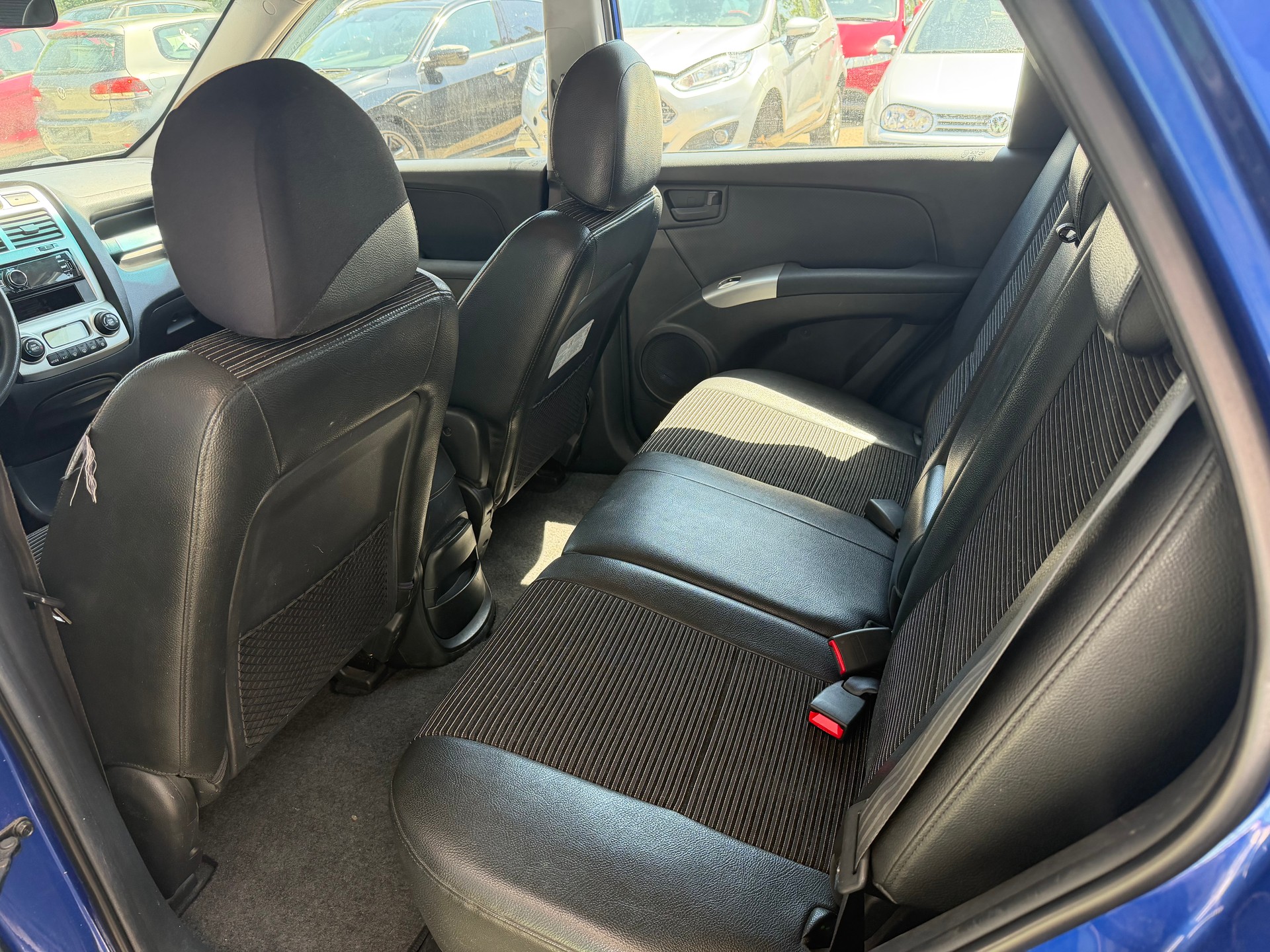 KIA SPORTAGE-image-5