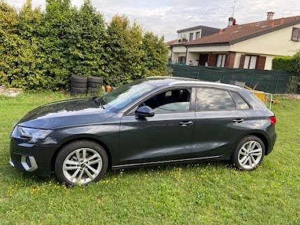 AUDI A3 Business 30 TDI-image-2