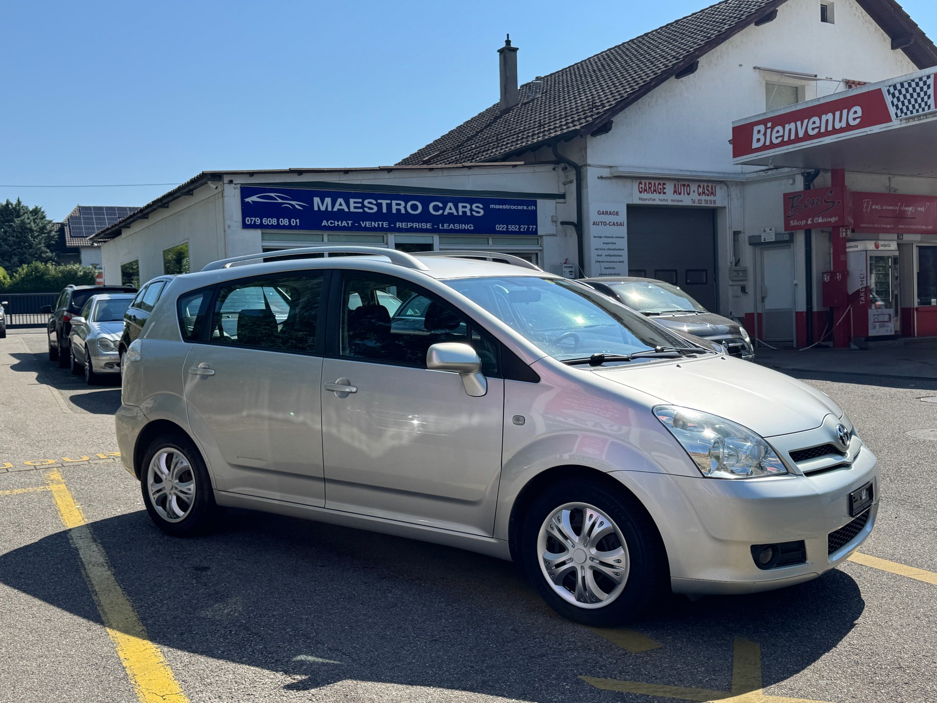 TOYOTA Corolla Verso 1.8 Linea Sol-image-1
