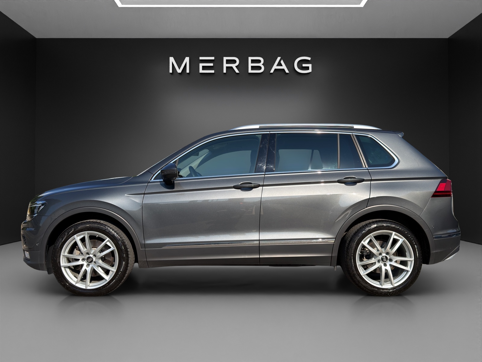 VW Tiguan 2.0TSI Highline 4Motion DSG-image-5