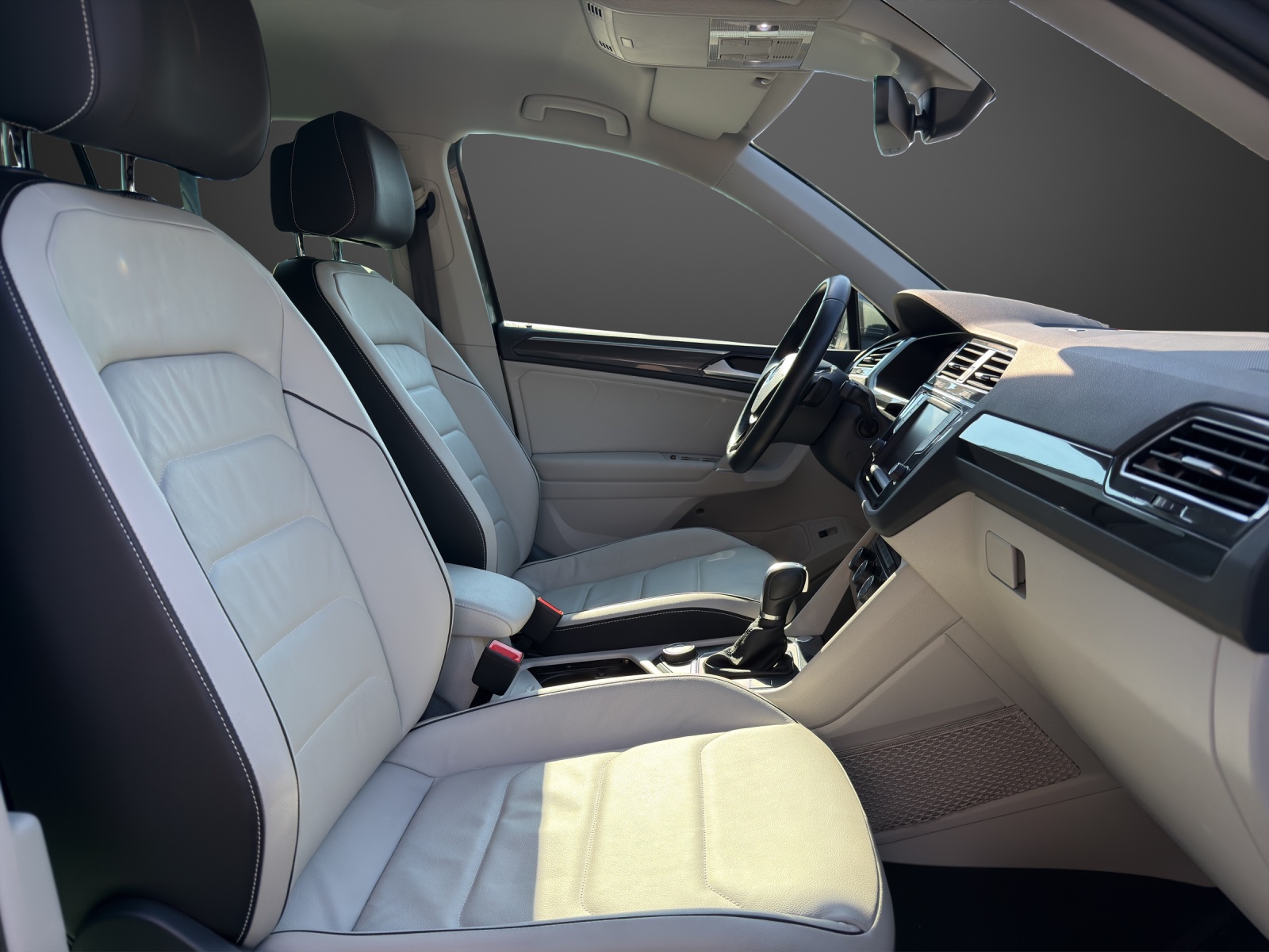 VW Tiguan 2.0TSI Highline 4Motion DSG-image-12