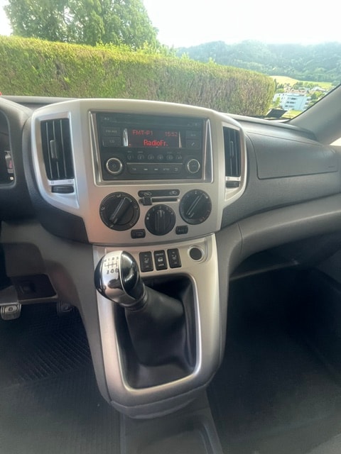 NISSAN NV200 1.5 dCi 110 Evalia Tekna-image-9