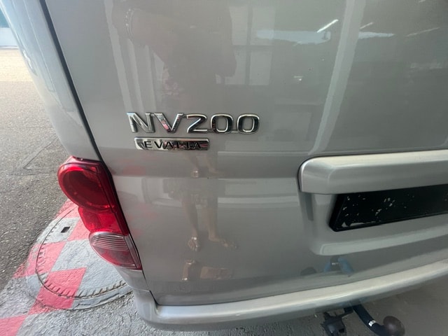 NISSAN NV200 1.5 dCi 110 Evalia Tekna-image-15