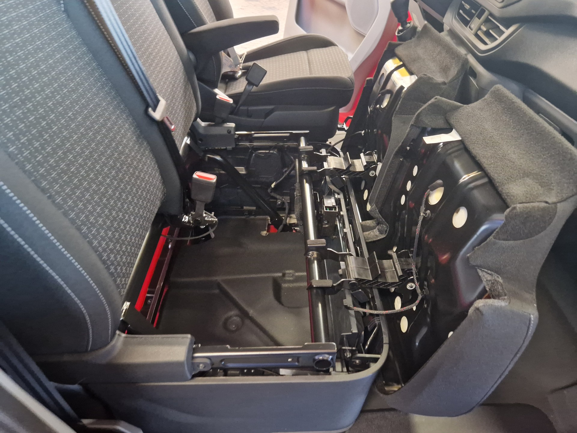 FORD Transit Custom Van 320 L1H1 Trend-image-11