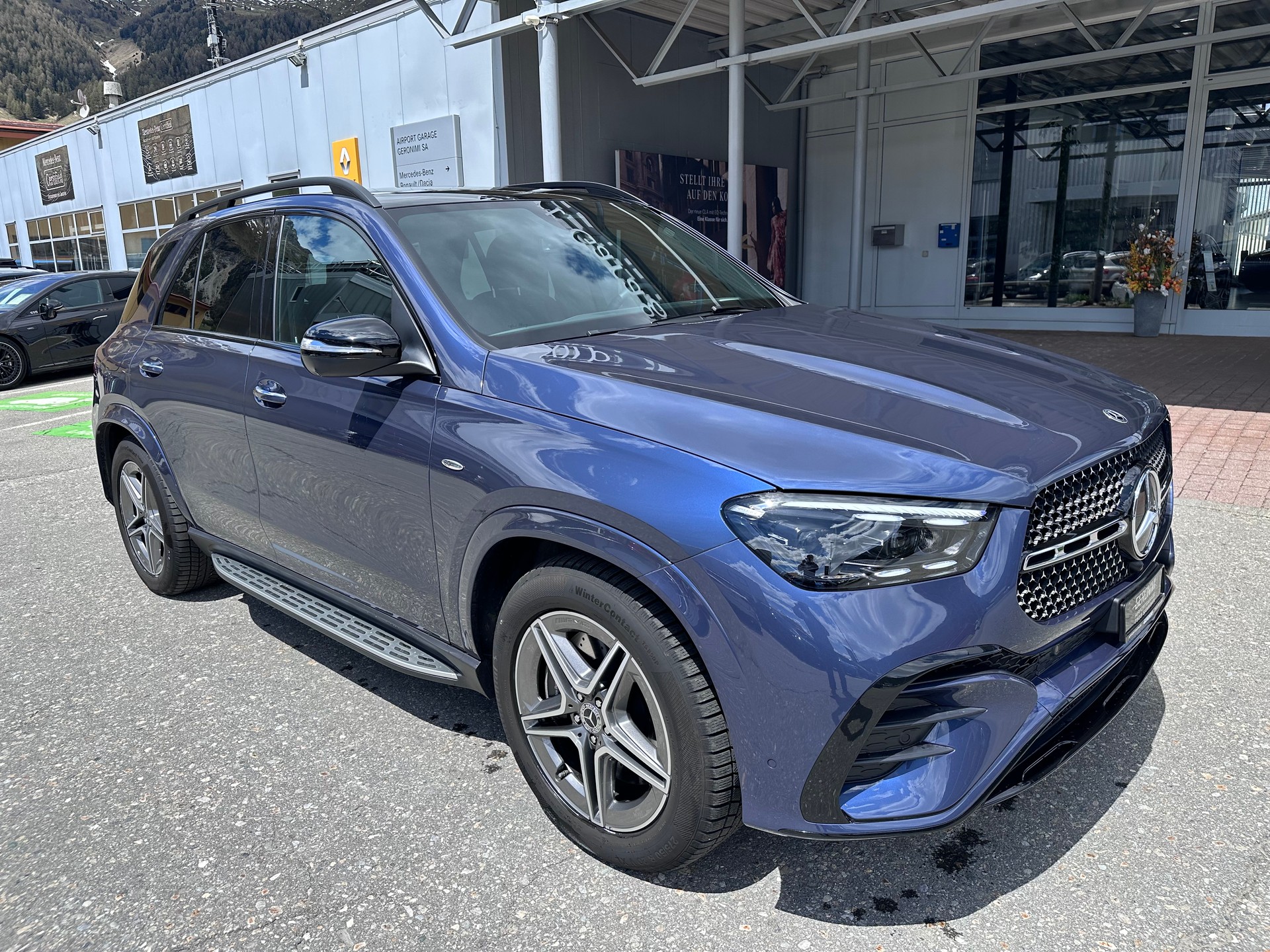 MERCEDES-BENZ GLE 350 de EQ Star AMG Line 4matic-showroom-element-2