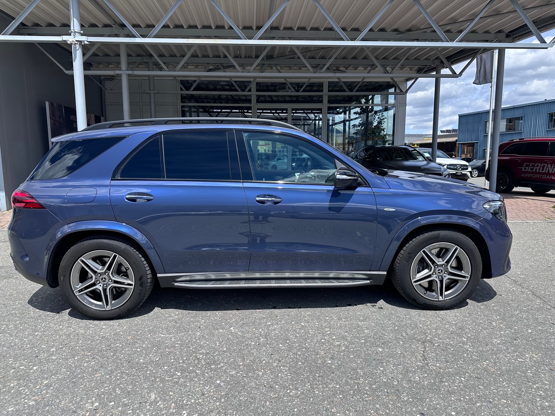 MERCEDES-BENZ GLE 350 de EQ Star AMG Line 4matic-showroom-element-1