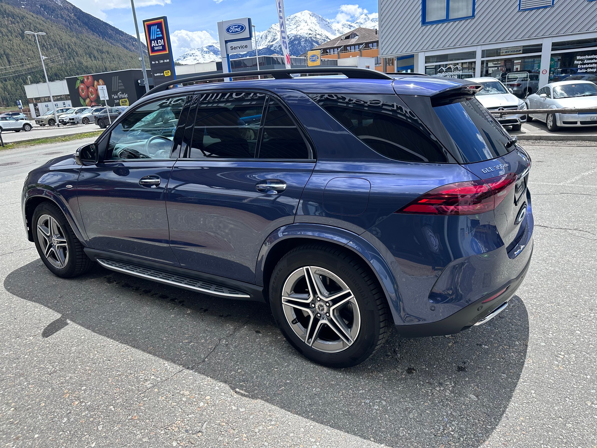 MERCEDES-BENZ GLE 350 de EQ Star AMG Line 4matic-image-6