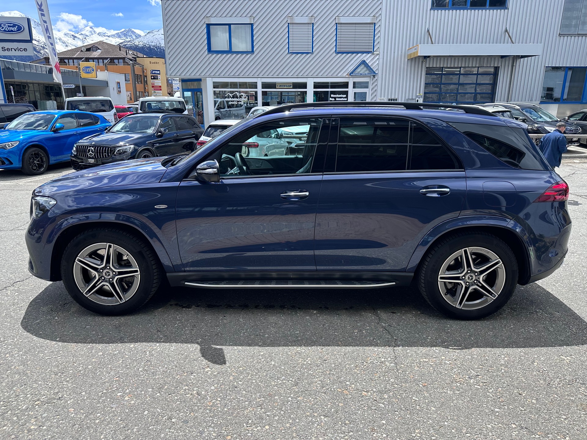MERCEDES-BENZ GLE 350 de EQ Star AMG Line 4matic-image-5