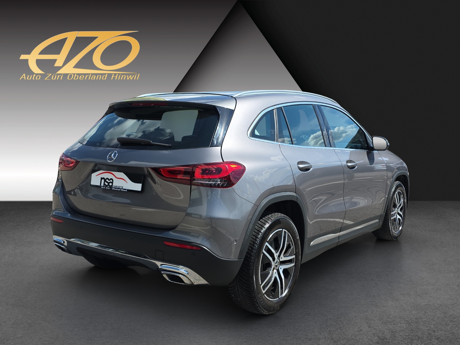 MERCEDES-BENZ GLA 220d 4Matic Progressive 8G-DCT-showroom-element-2