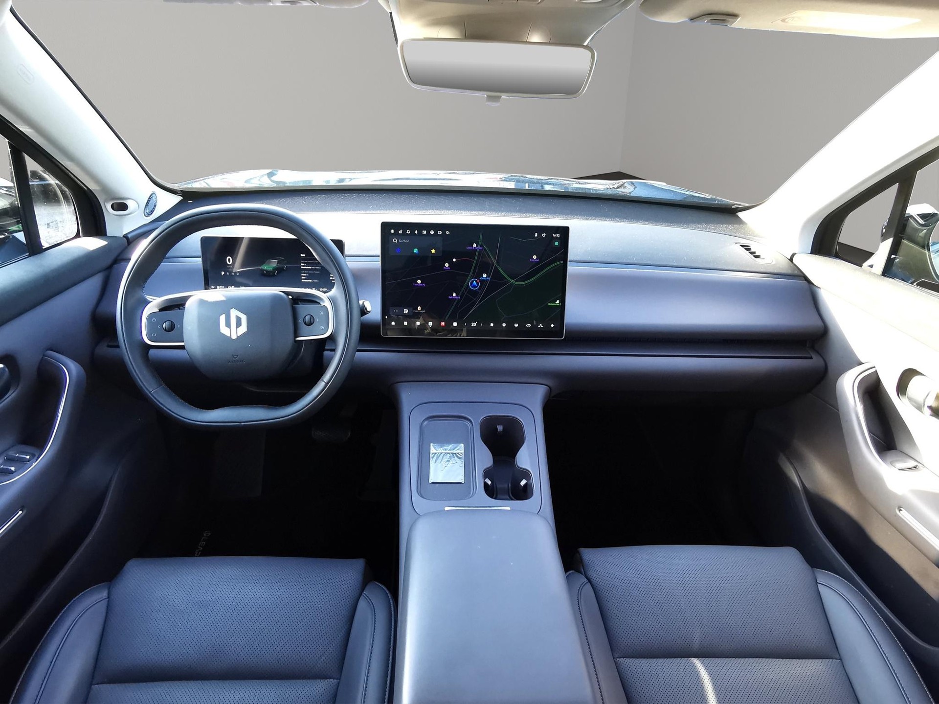 LEAPMOTOR C10 1.5 REEV Design-image-3