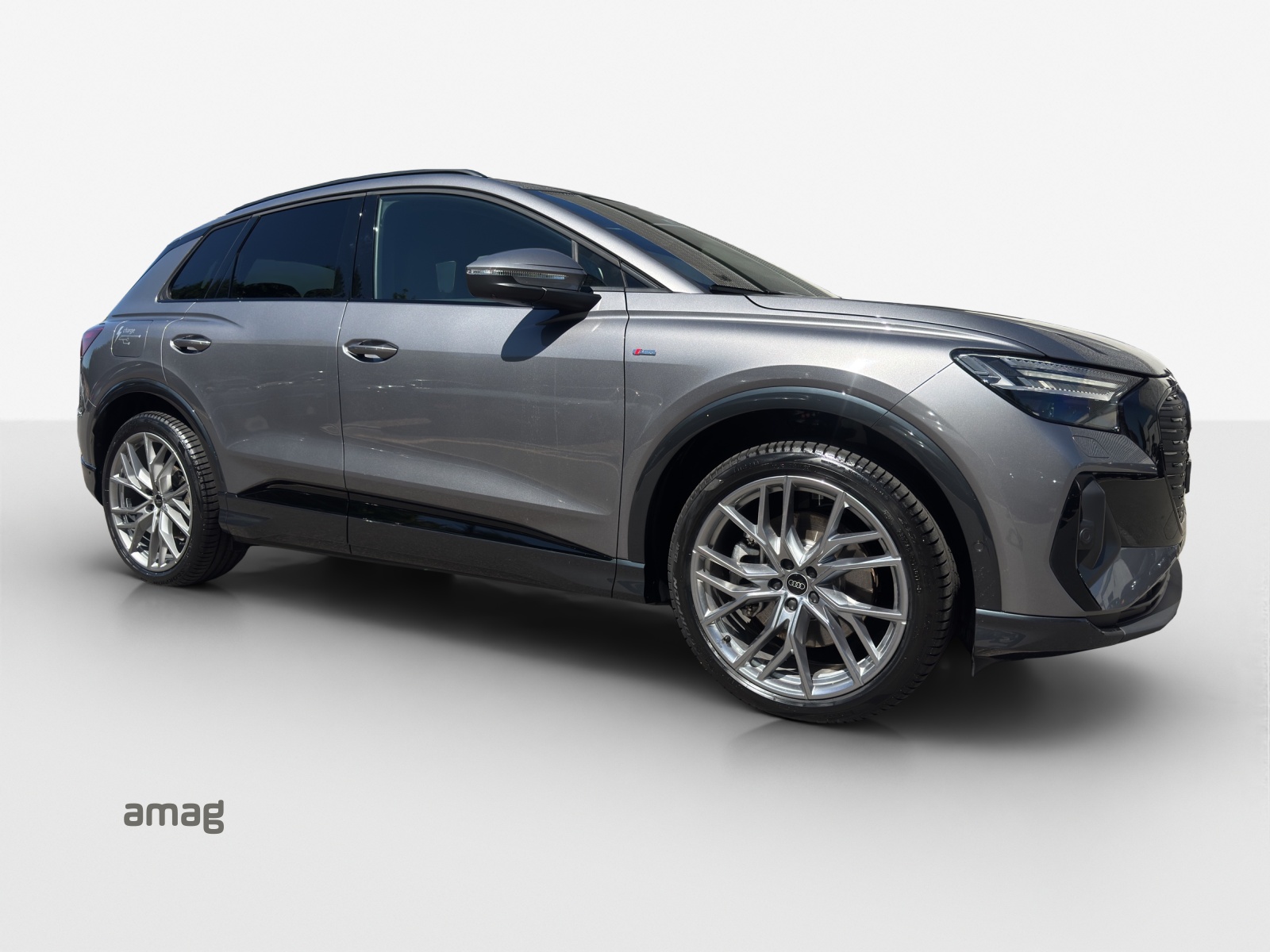 AUDI Q4 e-tron 45 Attraction quattro-image-5