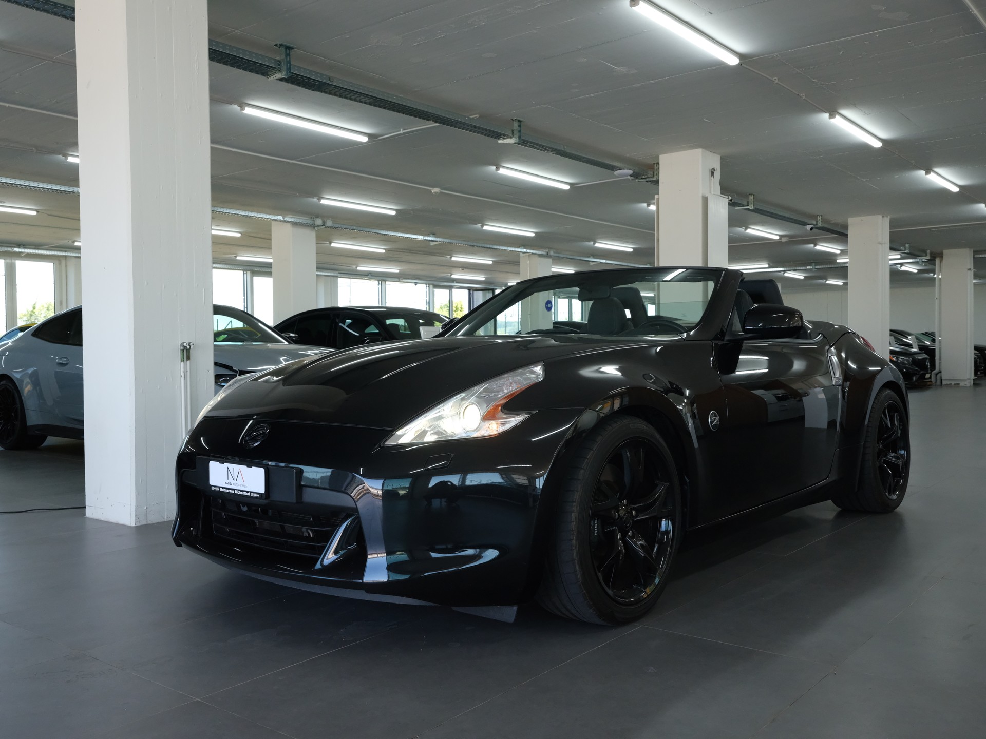 NISSAN 370 Z Roadster Pack *Sportabgassanlage*-image-6