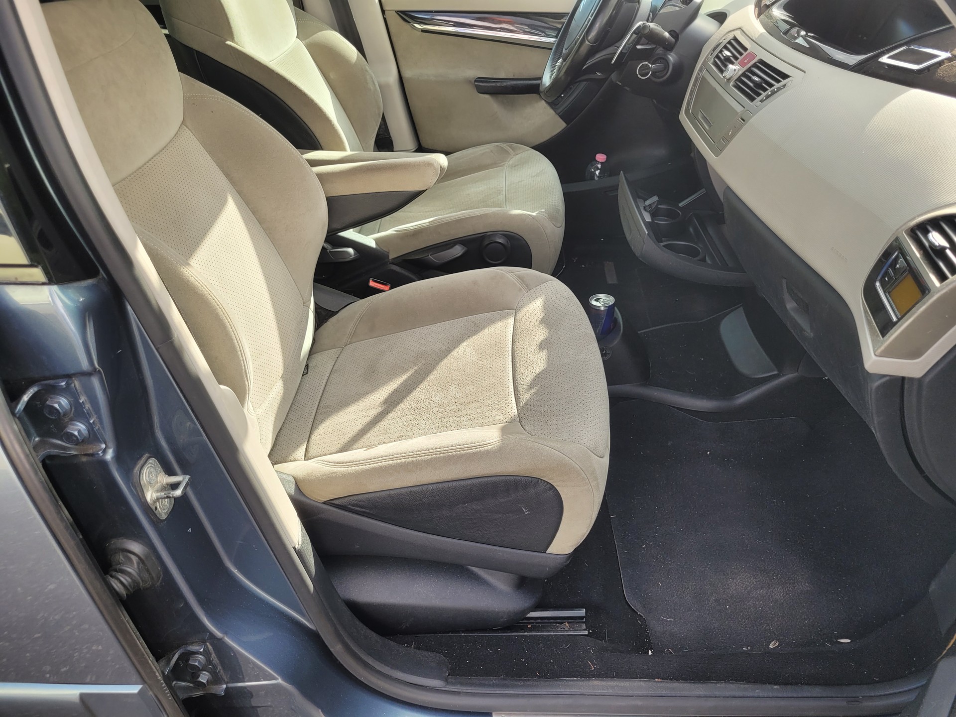 CITROEN Grand C4 Picasso 2.0 HDI Exclusive BMP6-image-12