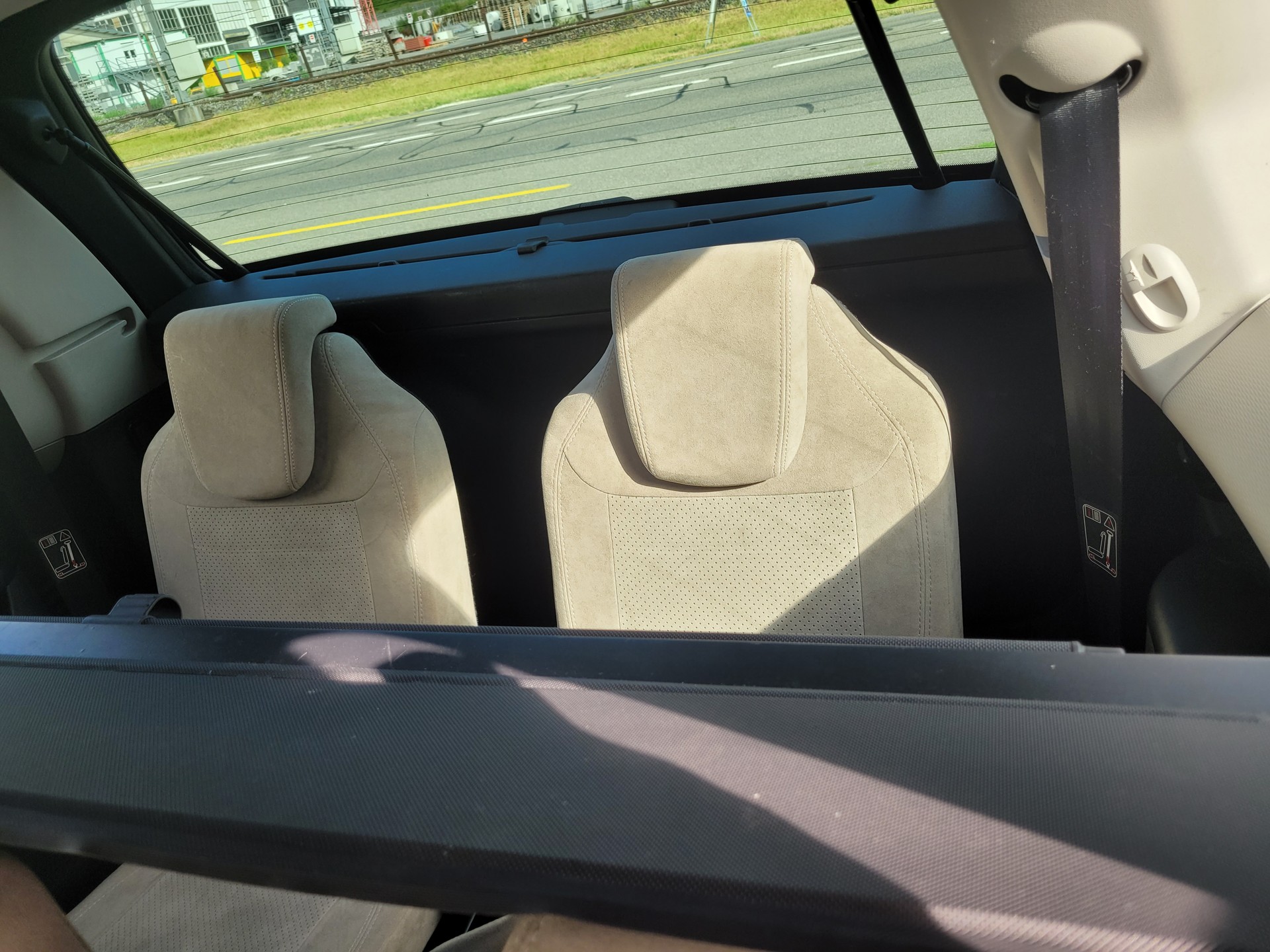 CITROEN Grand C4 Picasso 2.0 HDI Exclusive BMP6-image-7