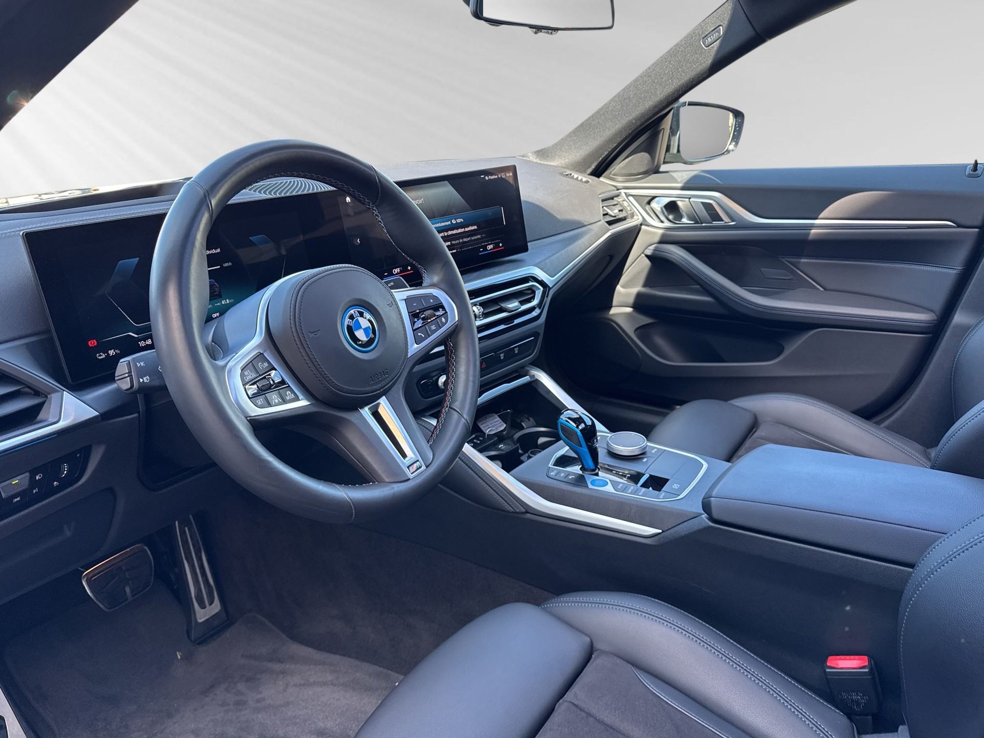 BMW i4 M50-showroom-element-3