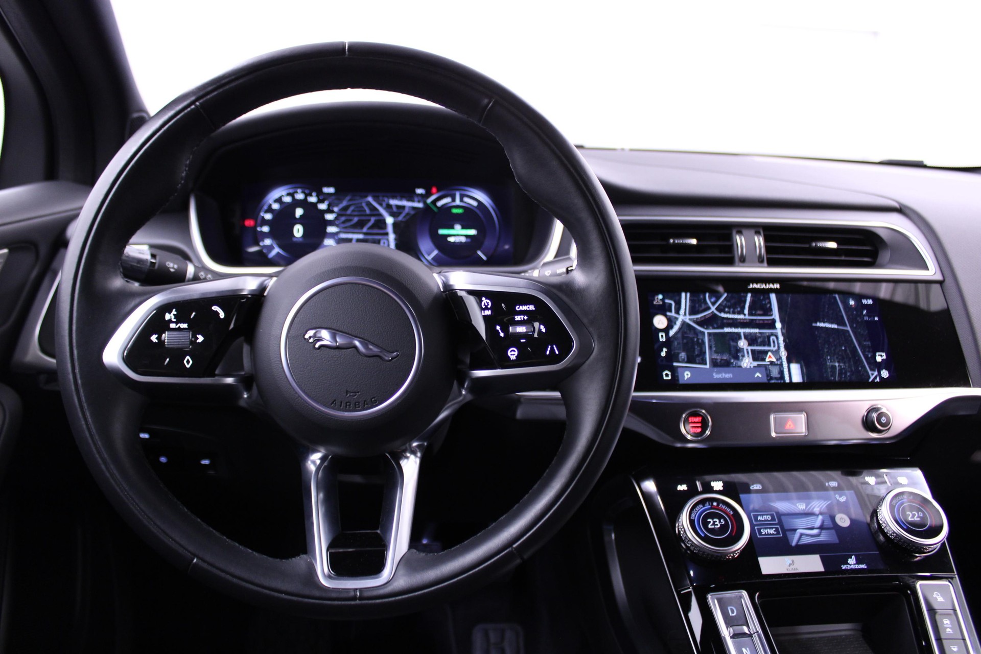 JAGUAR I-Pace EV400 S AWD *LEASING 0.99%*-image-4