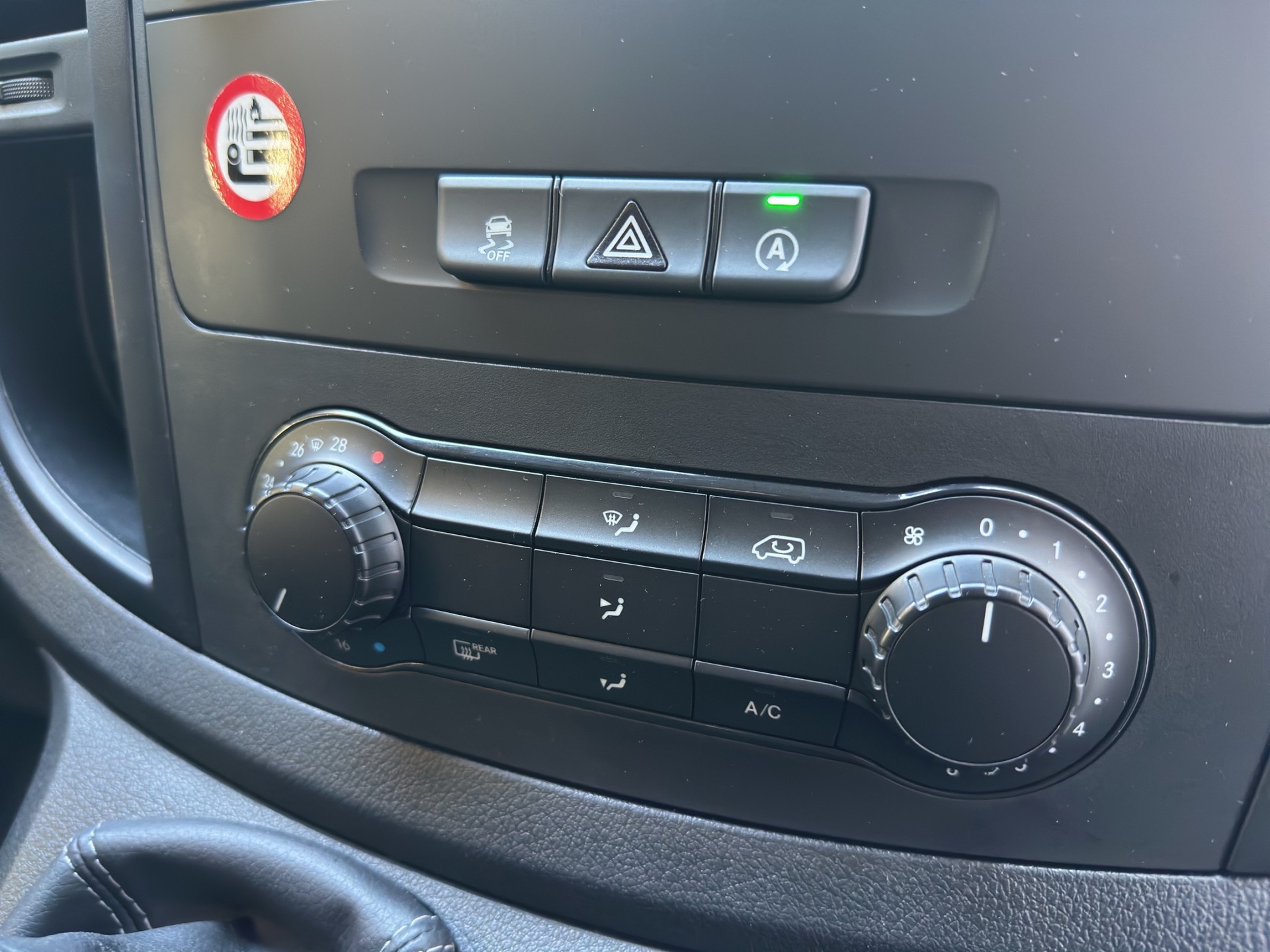 MERCEDES-BENZ Vito 116 CDI Pro-image-13