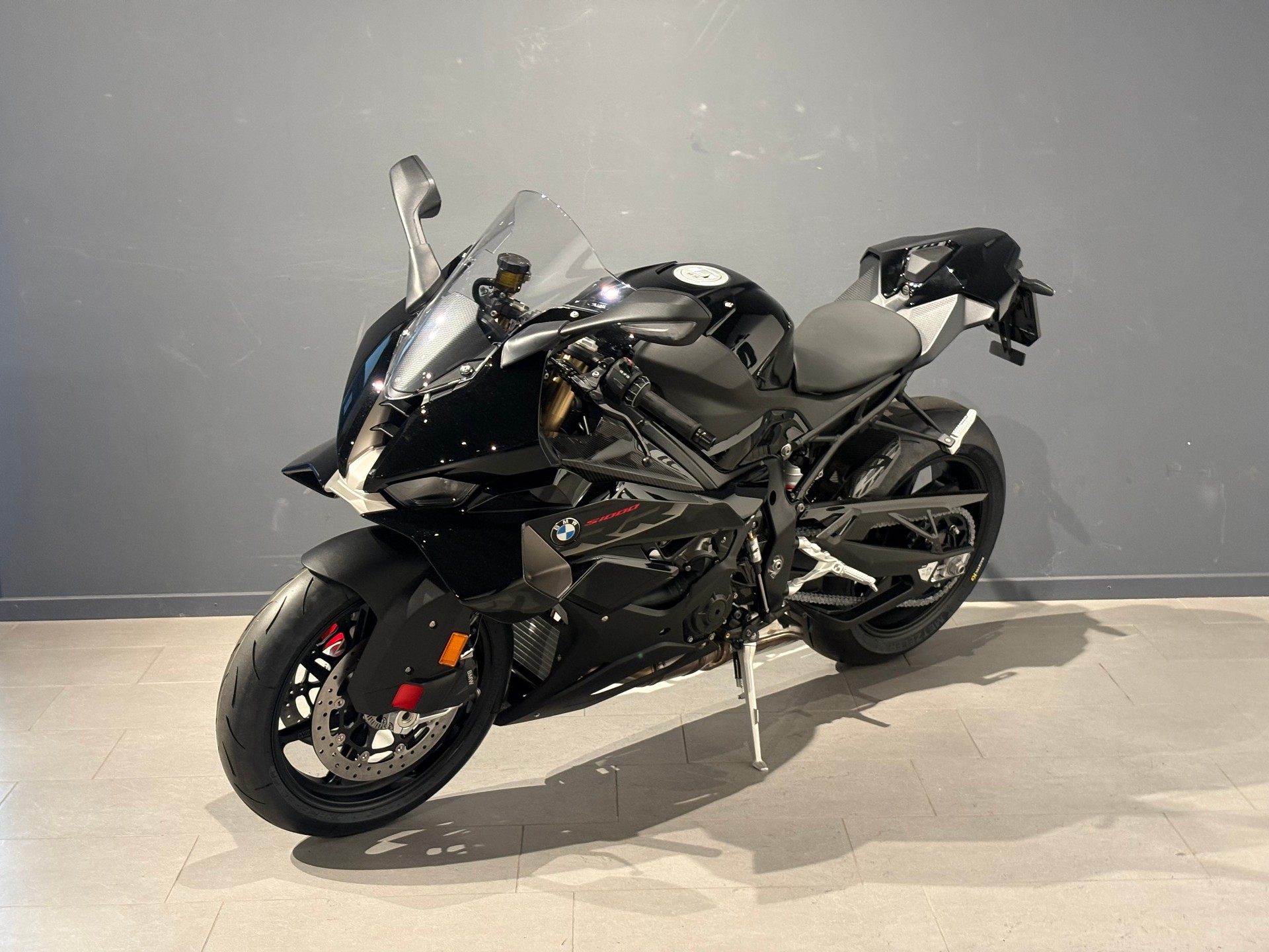 BMW S 1000 RR-showroom-element-2