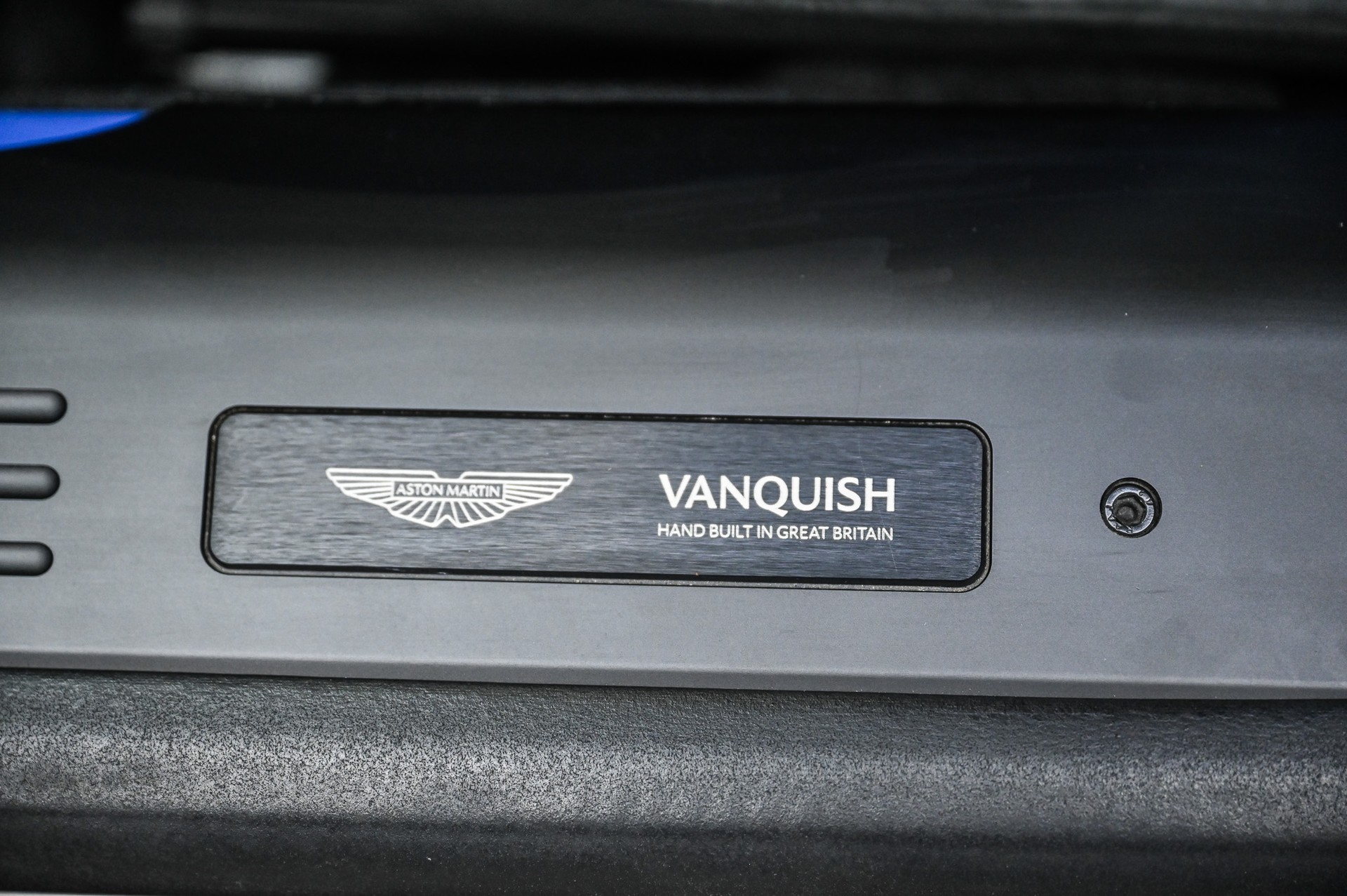 ASTON MARTIN Vanquish 5.2 V12 Bi-Turbo-image-46