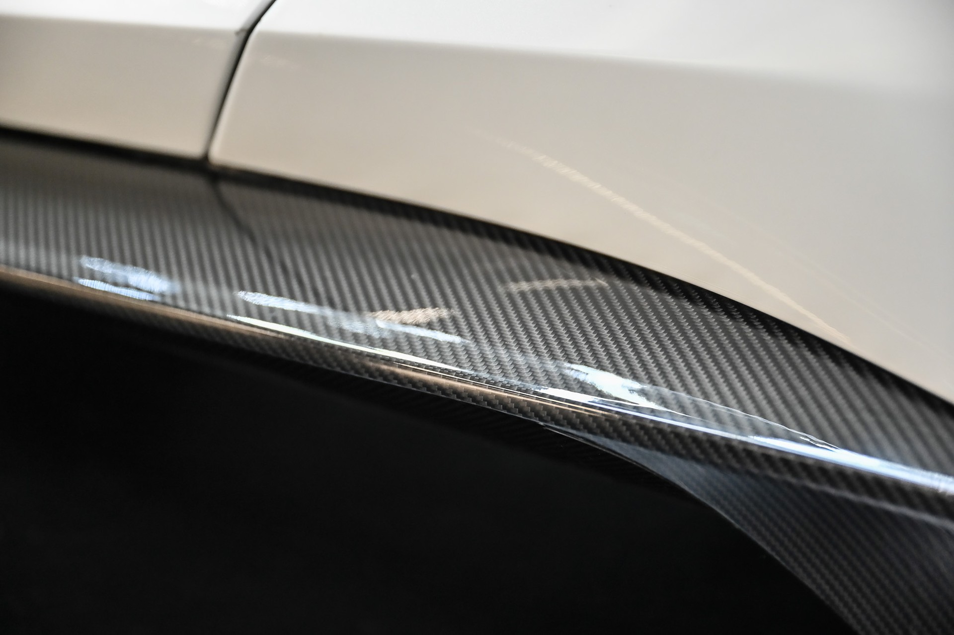 ASTON MARTIN Vanquish 5.2 V12 Bi-Turbo-image-21