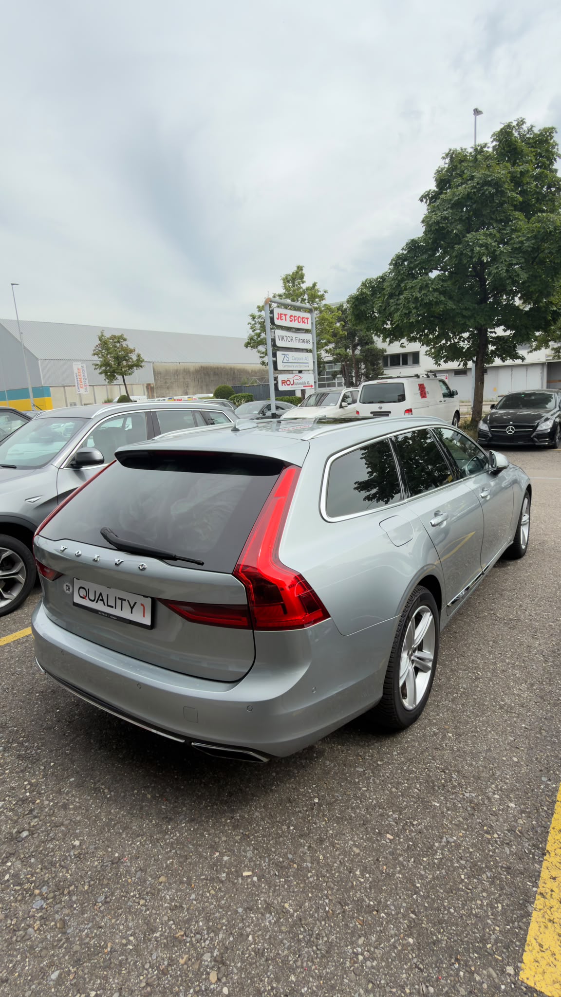 VOLVO V90 D5 AWD Inscription Geartronic Powerpulse-image-4
