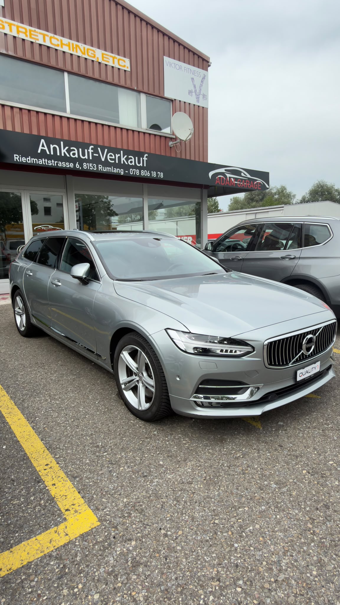 VOLVO V90 D5 AWD Inscription Geartronic Powerpulse-image-2