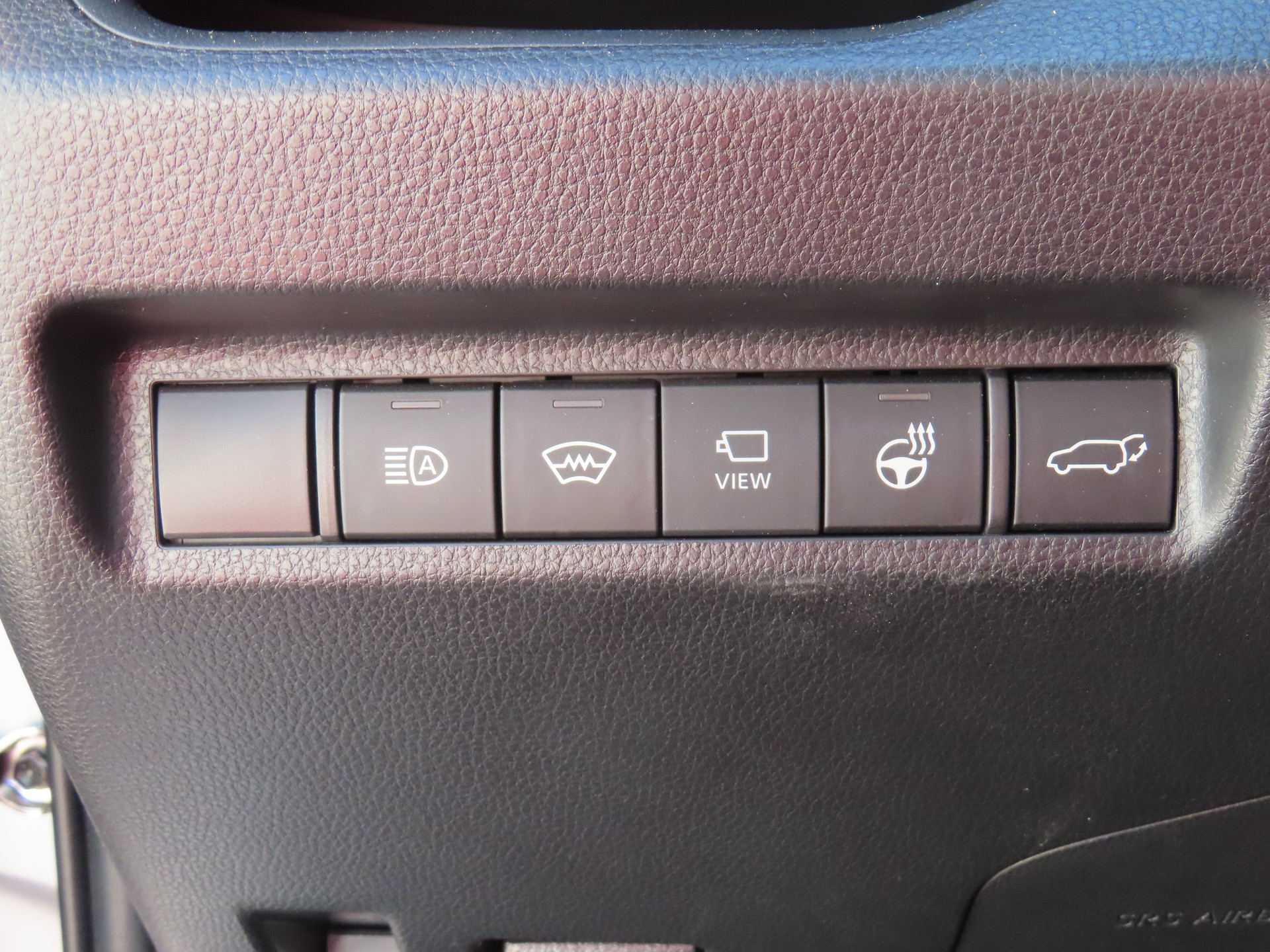 TOYOTA RAV4 2.5 Plug-In-Hybrid Platinum-image-14