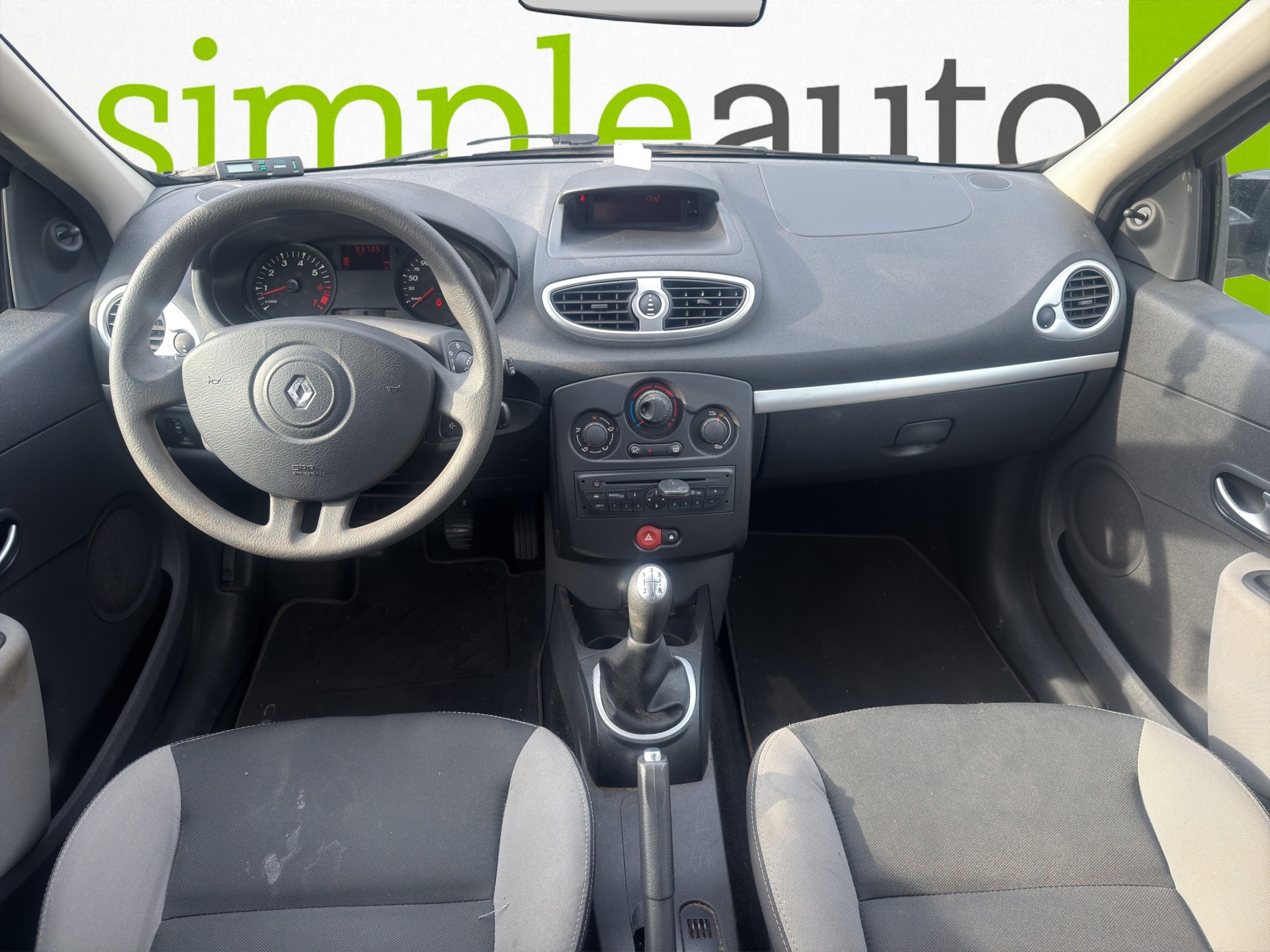 RENAULT Clio Grandtour 1.2 16V Expression-image-8