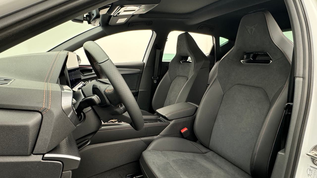 CUPRA LEON 2.0 TSI VZ DSG-image-4