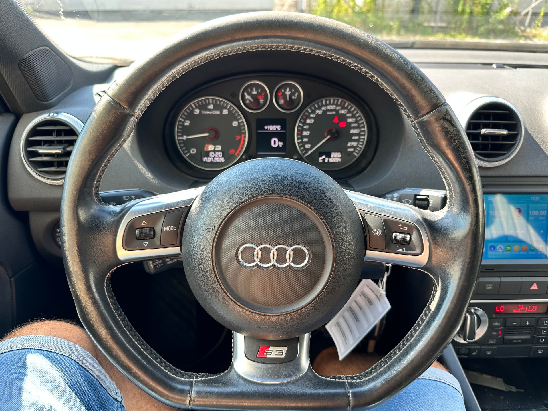AUDI S3 Sportback 2.0 TFSI quattro-image-9
