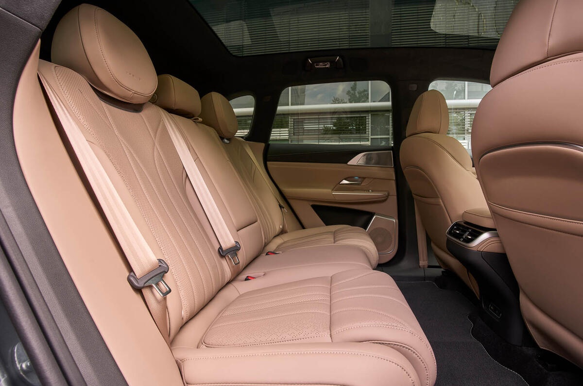 XPENG G9 93kWh Performance AWD-image-10