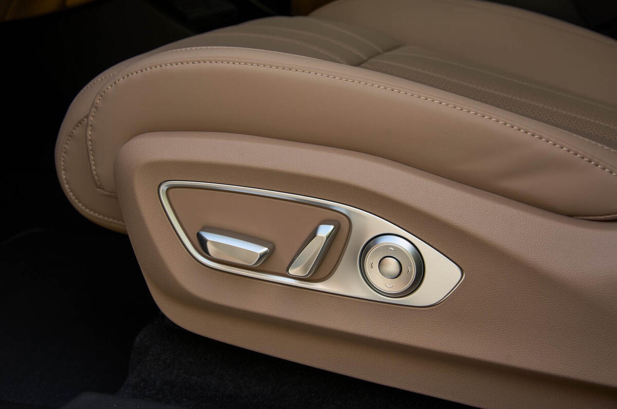 XPENG G9 93kWh Performance AWD-image-14