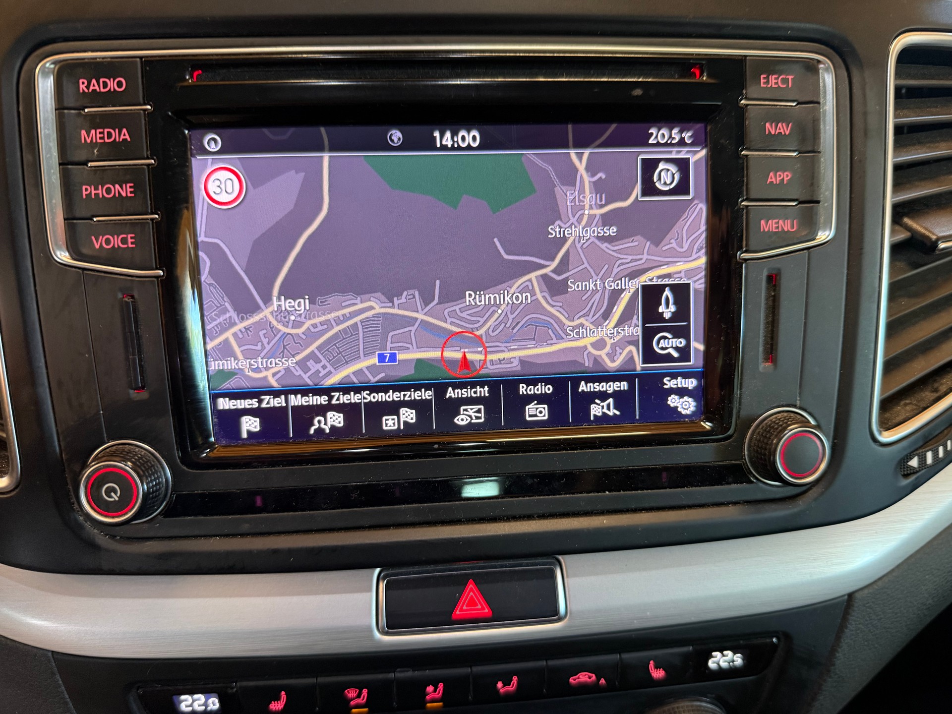 VW Sharan 2.0 TDI BMT Comfortline 4Motion DSG-image-13