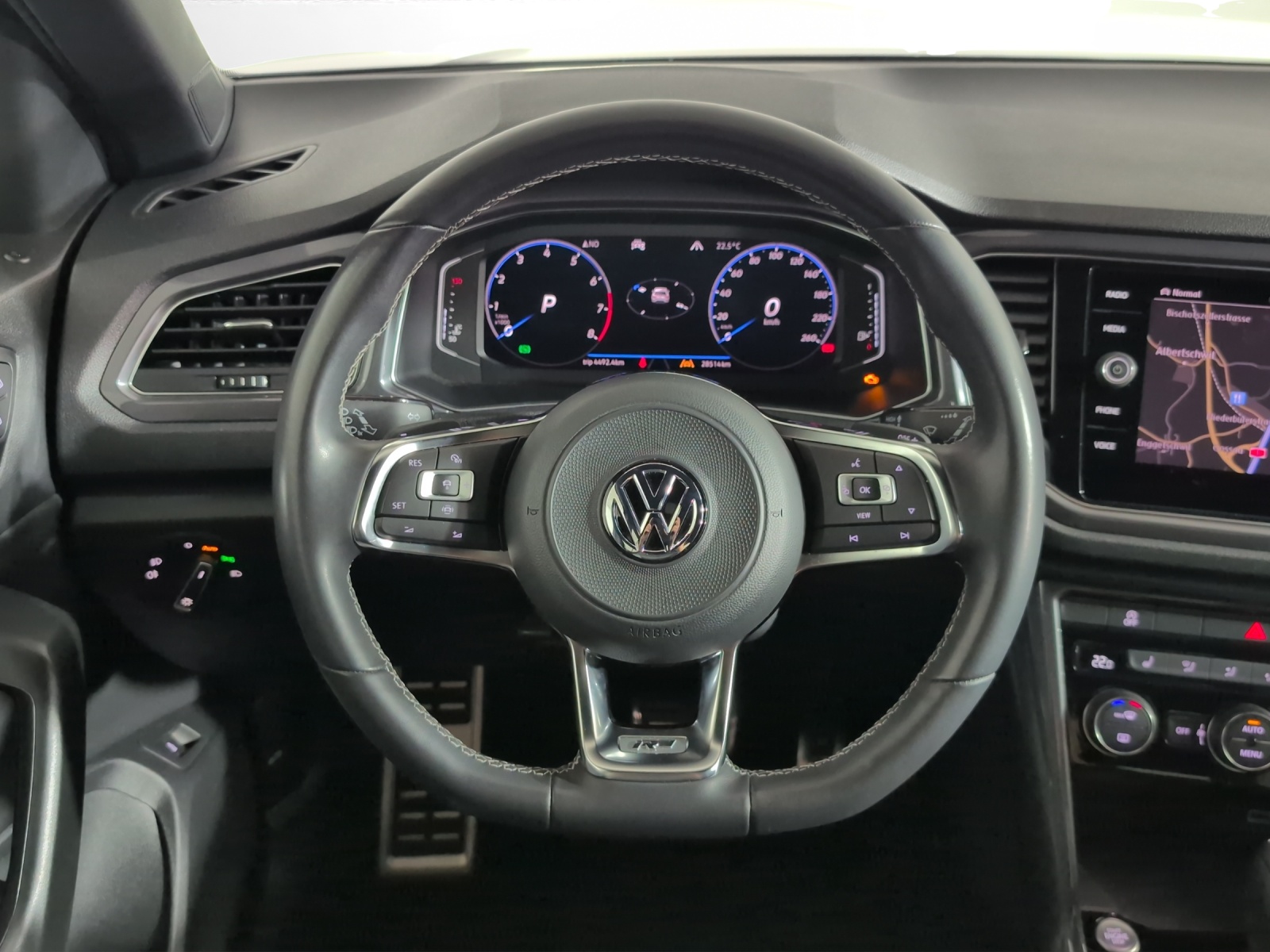 VW T-Roc 2.0 TSI Sport DSG 4Motion-image-11