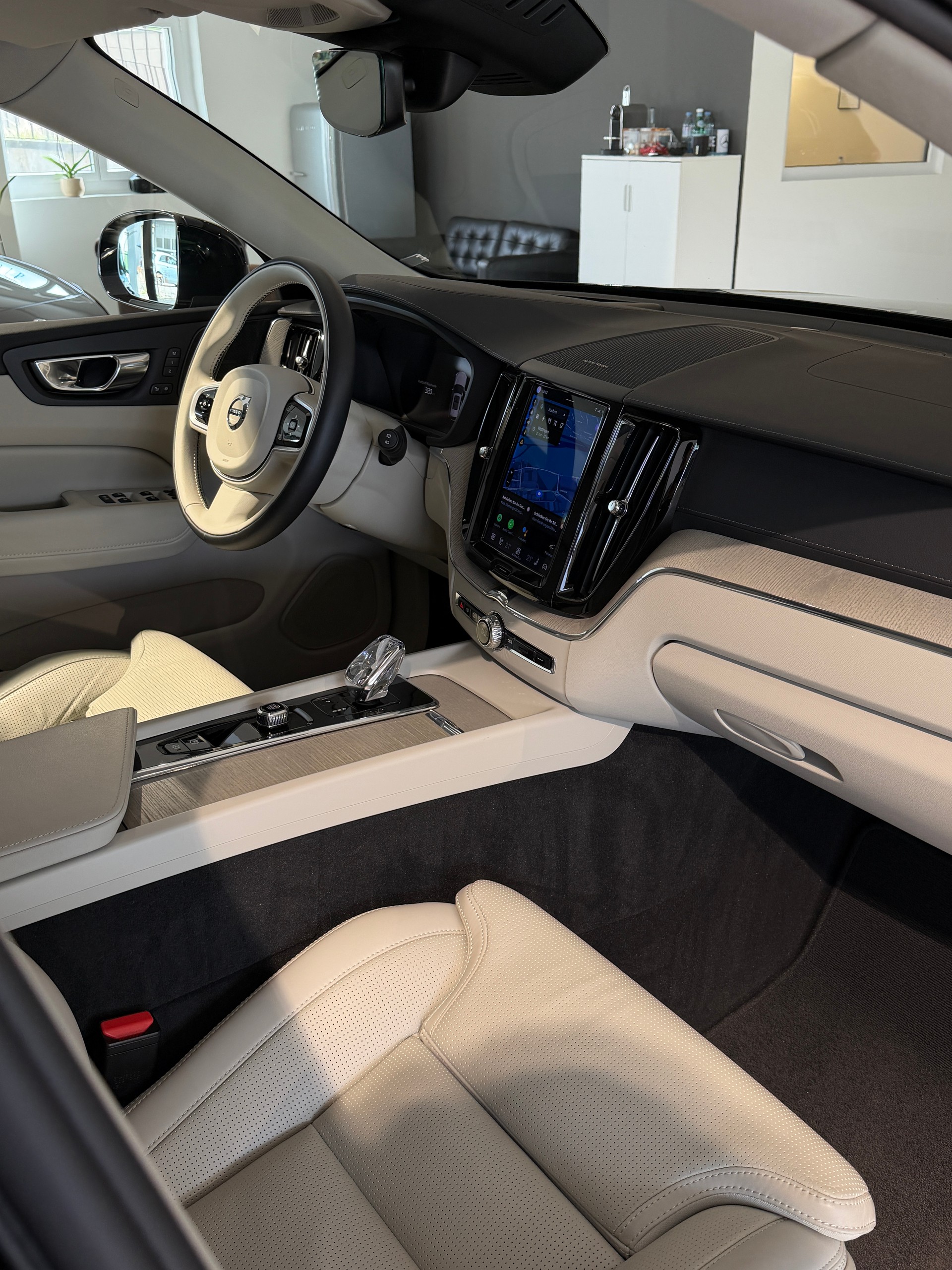 VOLVO XC60 T6 eAWD PluginHybrid Inscription Geartronic-image-8