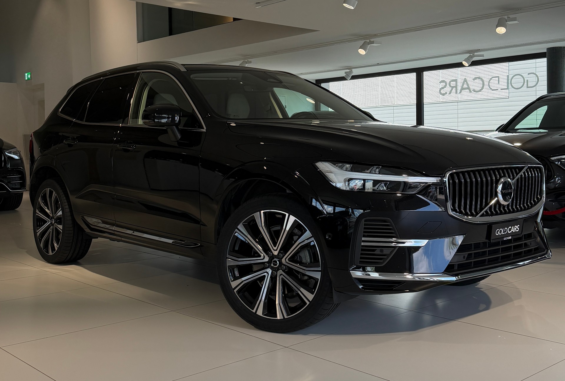 VOLVO XC60 T6 eAWD PluginHybrid Inscription Geartronic-image-1