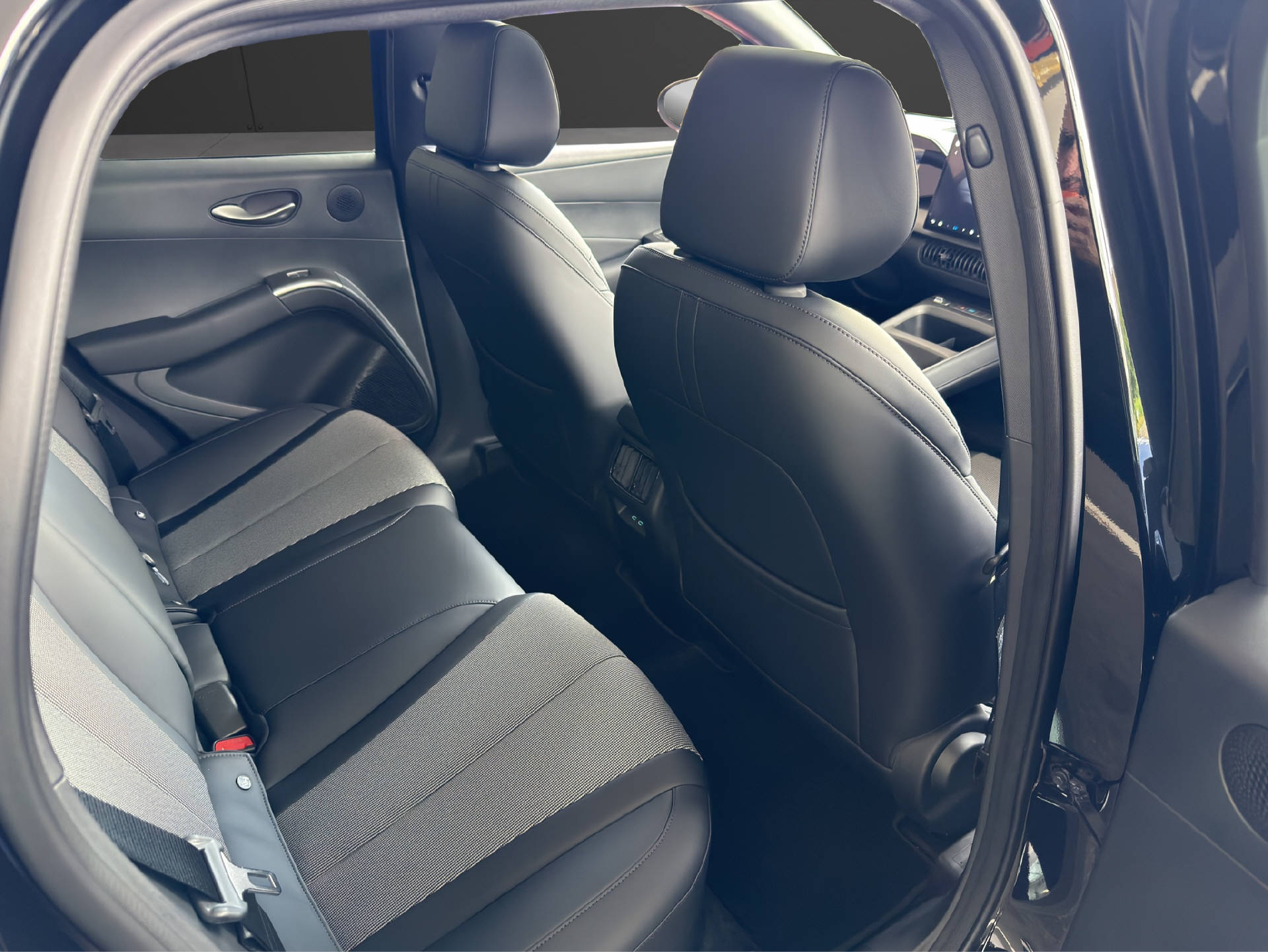 BYD Dolphin G DM-i Comfort-image-11