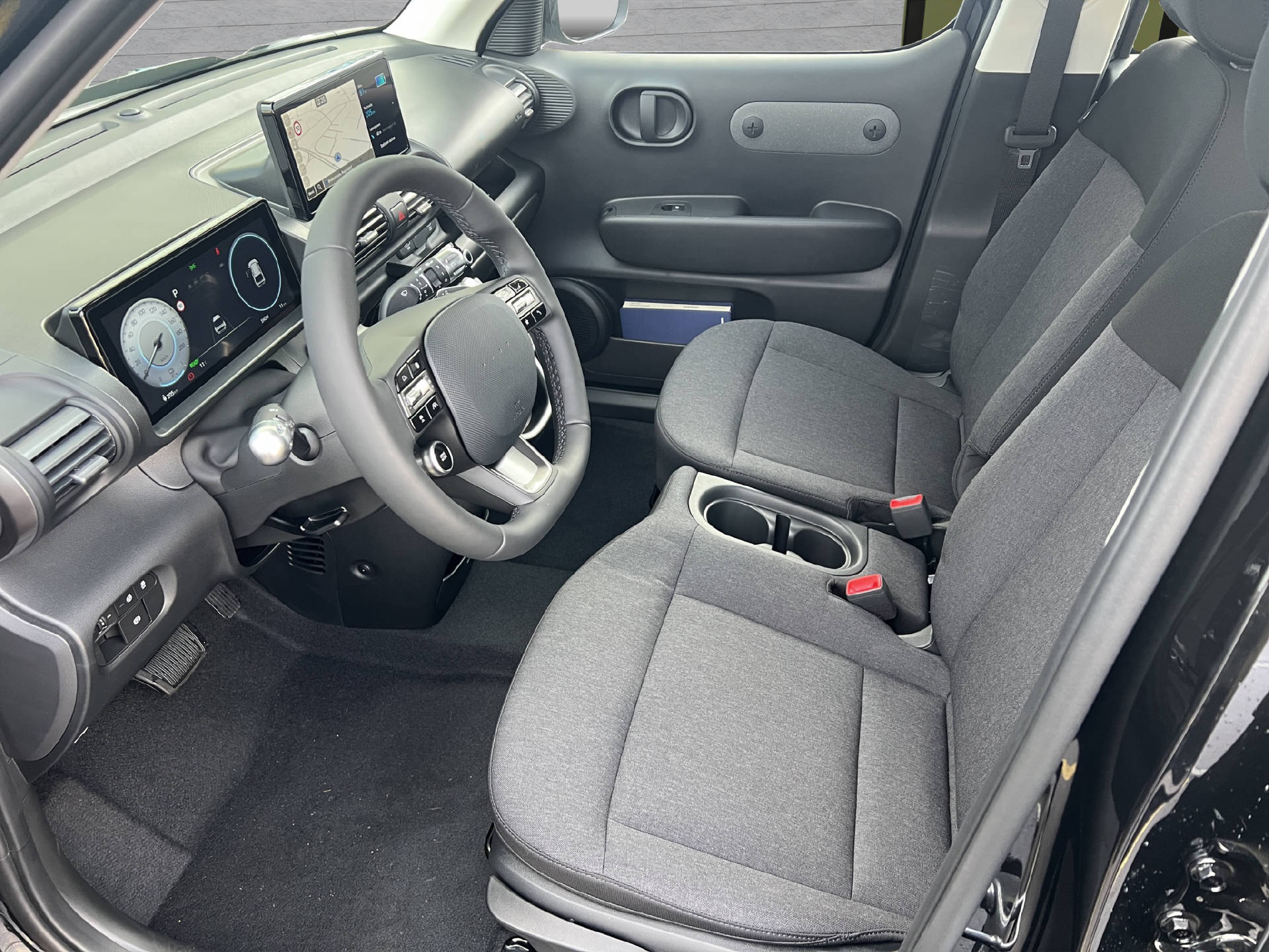 HYUNDAI Inster Electric Amplia 42kWh-image-7