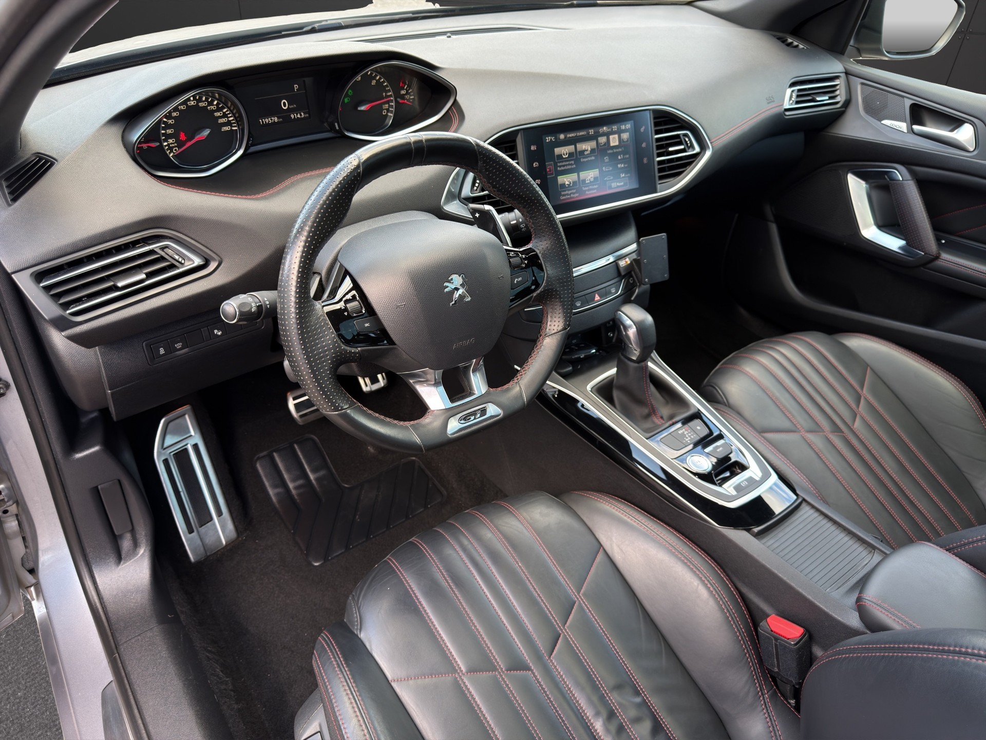 PEUGEOT 308 SW 2.0 BlueHDI GT Automatic-image-9